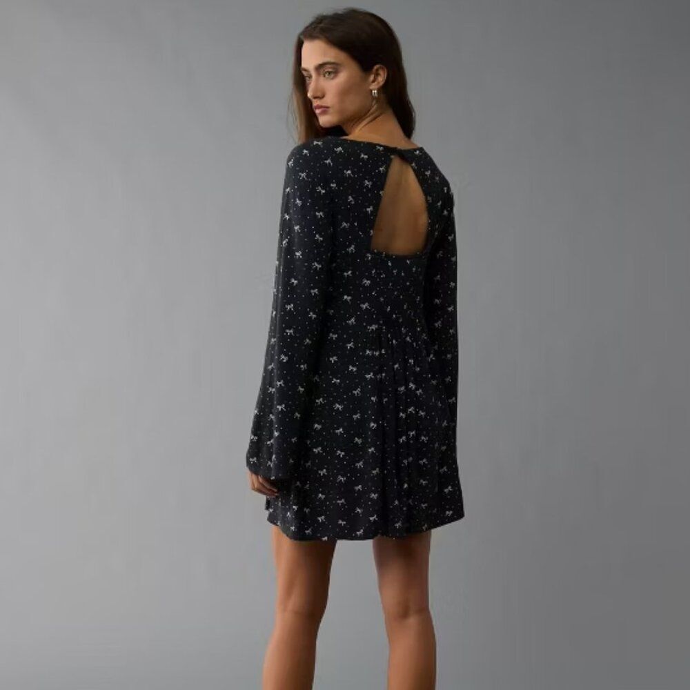 American Eagle Black Bow Print Romper Size M Bell Sleeve Open Back AEO